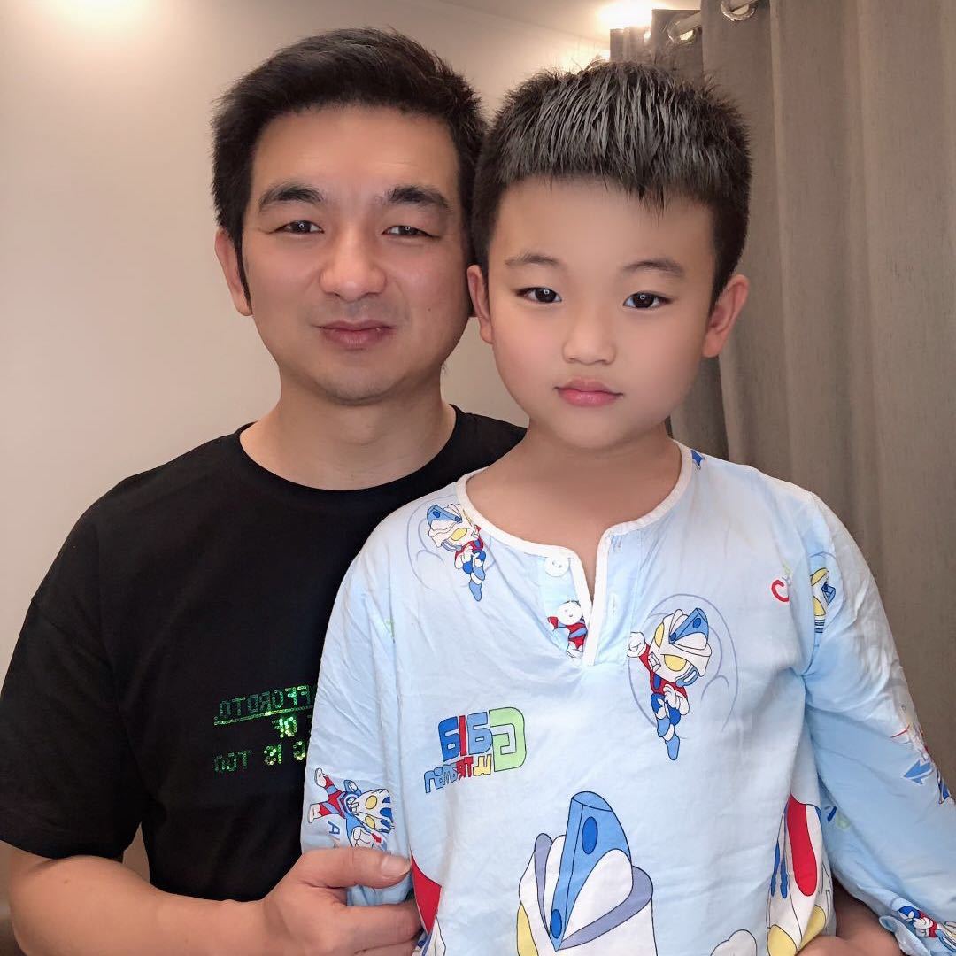 邱勇's avatar